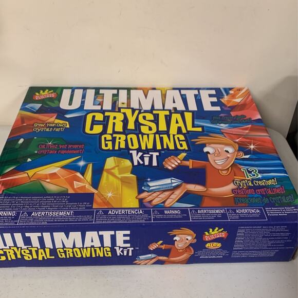 Scientific Explorer: Ultimate Crystal Growing Kit - Picture 5 of 5